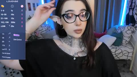 dixipixi_ online show from 01-16-26, 05:44