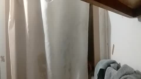 Snapshot of dixonbird41 chatting on 09-23-25, 10:18 dixonbird41 online show from 09-23-25, 10:18