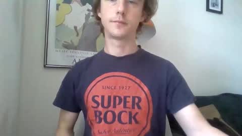 Snapshot of djlaytor chatting on 06-04-26, 12:33 DigitJT online show from 06-04-26, 12:33