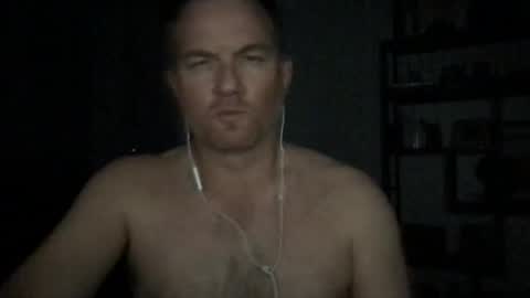 Snapshot of djswpy chatting on 04-16-26, 08:37 TriflinYoBitch online show from 04-16-26, 08:37