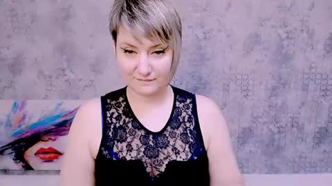 Snapshot of djullia chatting on 01-24-25, 09:28 djullia online show from 01-24-25, 09:28