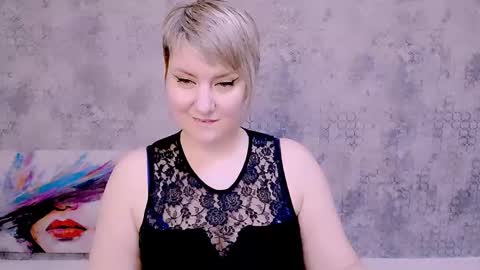 Snapshot of djullia chatting on 02-01-25, 10:15 djullia online show from 02-01-25, 10:15