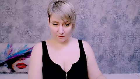 Snapshot of djullia chatting on 02-02-25, 12:13 djullia online show from 02-02-25, 12:13