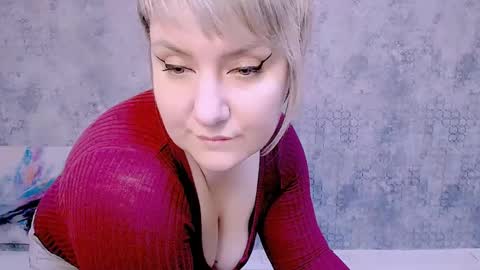 Snapshot of djullia chatting on 02-07-25, 01:11 djullia online show from 02-07-25, 01:11