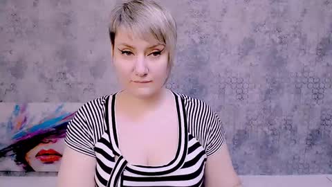 Snapshot of djullia chatting on 02-09-25, 12:19 djullia online show from 02-09-25, 12:19