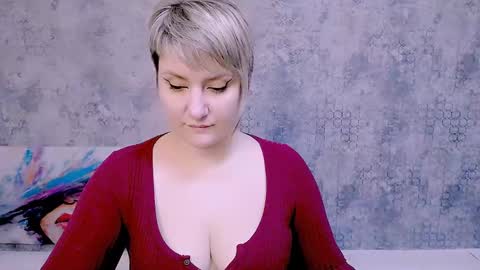 Snapshot of djullia chatting on 02-15-25, 10:22 djullia online show from 02-15-25, 10:22