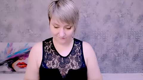 Snapshot of djullia chatting on 02-21-25, 12:28 djullia online show from 02-21-25, 12:28