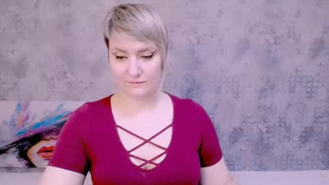 Snapshot of djullia chatting on 03-08-25, 01:03 djullia online show from 03-08-25, 01:03