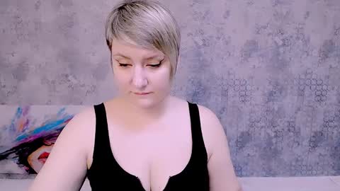 Snapshot of djullia chatting on 03-10-25, 12:15 djullia online show from 03-10-25, 12:15