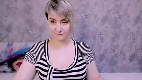 Snapshot of djullia chatting on 09-25-25, 06:28 djullia online show from 09-25-25, 06:28