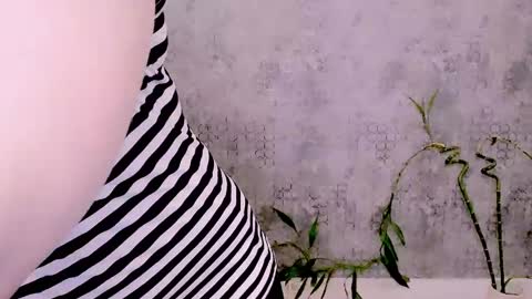 djullia online show from 04-23-26, 12:29