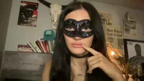 Dakota online show from 07-26-26, 04:42