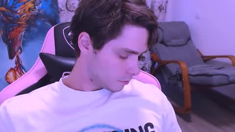 Snapshot of dmitryromanov chatting on 09-10-25, 04:29 Dead A online show from 09-10-25, 04:29