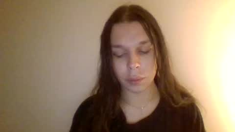 Snapshot of dobb582726 chatting on 12-19-25, 10:44 dobb582726 online show from 12-19-25, 10:44