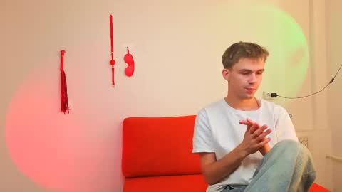 Robert online show from 04-20-26, 08:17