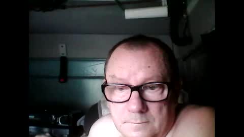 Snapshot of dobrybogdan chatting on 11-09-25, 09:51 dobrybogdan online show from 11-09-25, 09:51