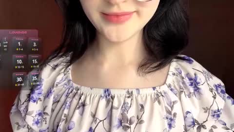 Annie PVT IS OPEN online show from 04-10-26, 09:08