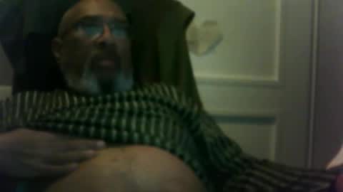Snapshot of dofrank969 chatting on 01-11-26, 01:21 dofrank969 online show from 01-11-26, 01:21