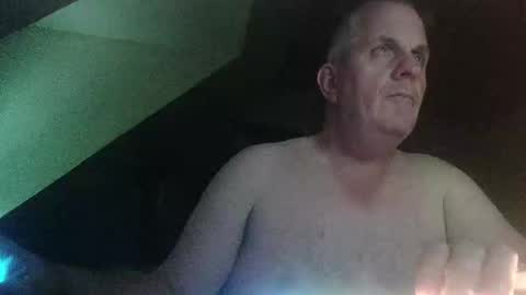 Snapshot of doggy2629 chatting on 10-25-25, 06:54 doggy2629 online show from 10-25-25, 06:54