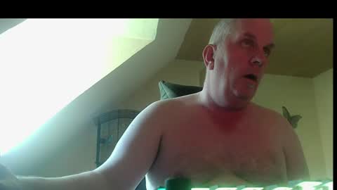 doggy2629 online show from 06-18-26, 12:20