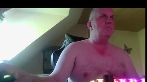 doggy2629 online show from 06-24-26, 07:51