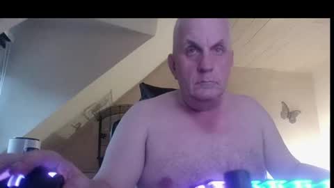 doggy2629 online show from 06-24-26, 07:57