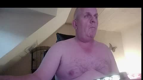 doggy2629 online show from 07-27-26, 05:09
