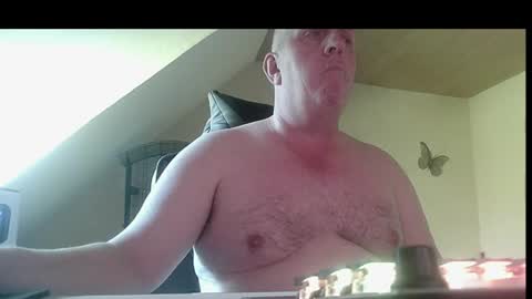 doggy2629 online show from 08-08-26, 07:21