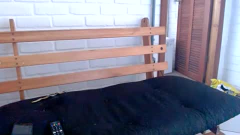 dogtattoo77 online show from 10-17-25, 11:46