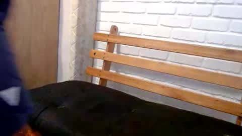 dogtattoo77 online show from 10-19-25, 06:19