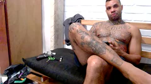 dogtattoo77 online show from 10-25-25, 09:20