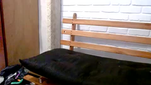 dogtattoo77 online show from 10-27-25, 12:36