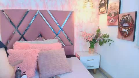 Dolce Pearl online show from 06-16-26, 01:41