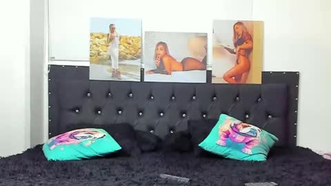 Snapshot of doll_celeste19 chatting on 12-28-24, 08:58 C E L E S T E online show from 12-28-24, 08:58