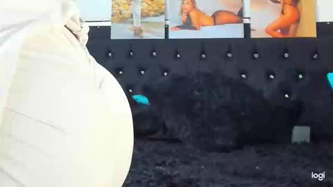 Snapshot of doll_celeste19 chatting on 01-06-25, 11:09 C E L E S T E online show from 01-06-25, 11:09