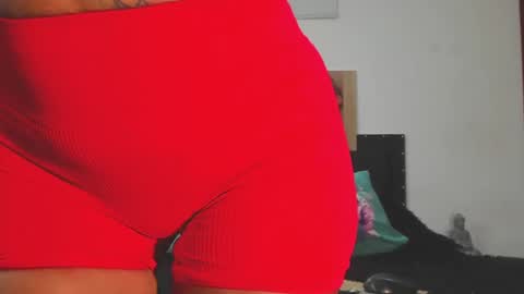 Snapshot of doll_celeste19 chatting on 02-13-25, 08:03 C E L E S T E online show from 02-13-25, 08:03