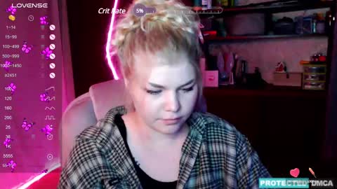 Chloe online show from 12-04-24, 12:08