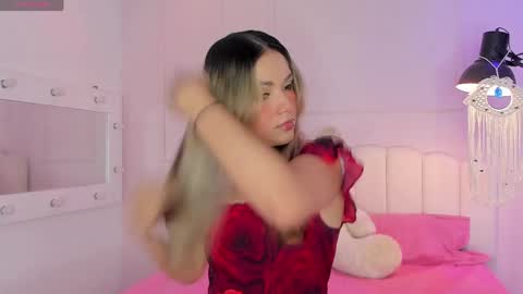 doll_isa_ online show from 04-08-26, 08:42