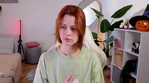 Your doll Lesli online show from 10-23-25, 09:19