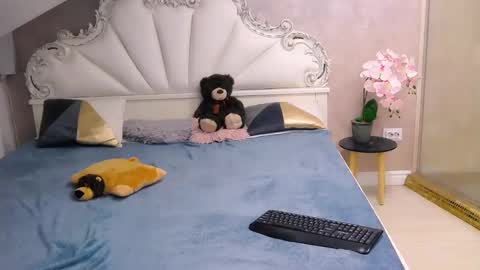 Snapshot of doll_stylish_ chatting on 01-04-25, 05:48 dol online show from 01-04-25, 05:48