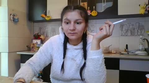 Snapshot of doll_stylish_ chatting on 01-23-25, 07:22 dol online show from 01-23-25, 07:22