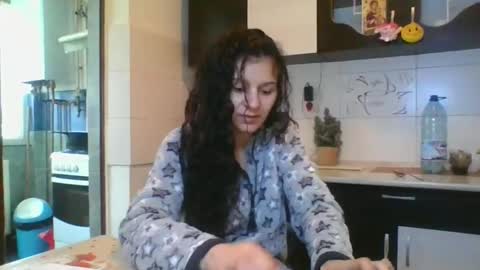 Snapshot of doll_stylish_ chatting on 02-04-25, 07:18 dol online show from 02-04-25, 07:18