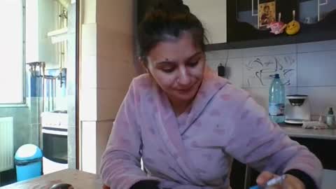Snapshot of doll_stylish_ chatting on 02-06-25, 08:50 dol online show from 02-06-25, 08:50