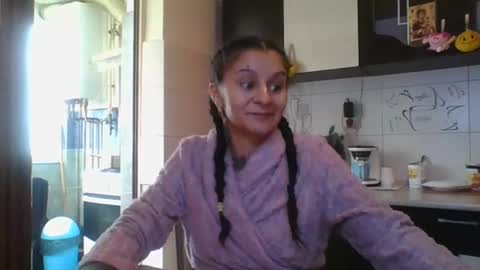 Snapshot of doll_stylish_ chatting on 02-08-25, 09:46 dol online show from 02-08-25, 09:46