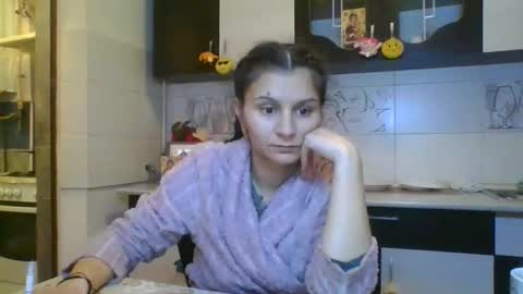 Snapshot of doll_stylish_ chatting on 02-08-25, 08:42 dol online show from 02-08-25, 08:42