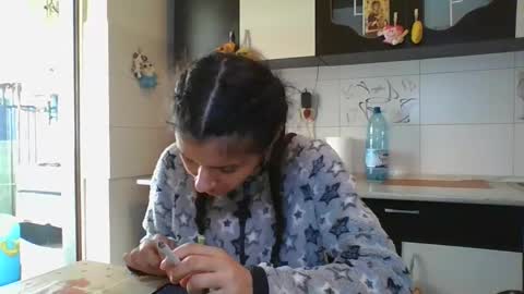 Snapshot of doll_stylish_ chatting on 02-12-25, 12:44 dol online show from 02-12-25, 12:44