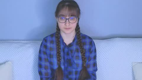 Tessa online show from 02-17-26, 04:24