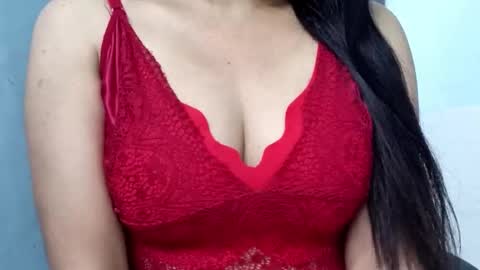 dollmeenu online show from 04-26-26, 05:43