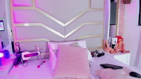 Dollsweety online show from 10-02-25, 10:28