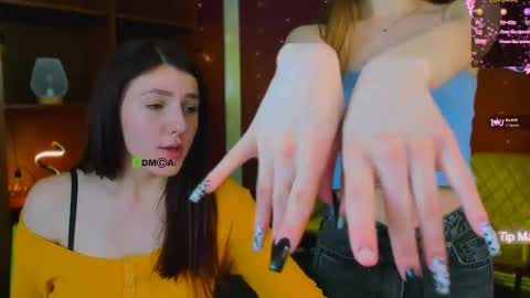 dolly_sunshine online show from 04-23-26, 12:29